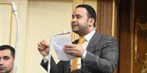 بعد
      أزمة
      نقل
      التأمين
      الصحي..
      محمود
      بدر:
      لجنة
      من
      الصحة
      تزور
      شبين
      القناطر
      الثلاثاء
      لبحث
      البدائل