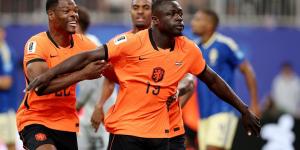 هولندا
      ضد
      السويد..
      ملخص
      اهداف
      ونتيجة
      مباراة
      هولندا
      ضد
      السويد
      في
      كأس
      العالم
      بعد
      مرور
      45
      دقيقة