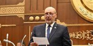 حسين
      أبو
      العطا:
      مناقشة
      الأثر
      التشريعي
      لقانون
      الشركات
      خطوة
      استراتيجية
      لتعزيز
      الاستثمار
      ودعم
      الاقتصاد
      الوطني