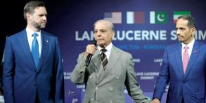نائب الرئيس الأمريكي: لولا قطر وباكستان ما كنا هنا