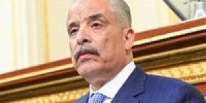 عيد
      حماد
      يرحب
      بتعديلات
      التصالح:
      تيسيرات
      جديدة
      لحل
      مشكلات
      المواطنين
      ومطالب
      بتخفيض
      أسعار
      التقنين