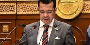 إيهاب
      زكريا
      يدعو
      لتدشين
      "ترام
      الإسكندرية
      التراثي"
      للحفاظ
      على
      هوية
      المدينة
      وتنشيط
      السياحة
      الثقافية