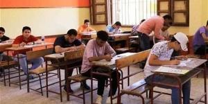 33 ألف طالب بالثانوية العامة بأسيوط يؤدون اليوم امتحانات الاقتصاد والإحصاء بـ 73 لجنة