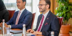 د. ماجد الأنصاري يجتمع مع الأمين العام لوزارة الخارجية والتعاون الدولي الإيطالي