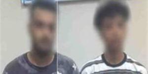 "احمِ نفسك بمطواة وصاعق"، سقوط أباطرة تجارة السلاح "دليفري" على السوشيال ميديا