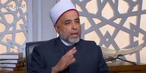 هل
      تصح
      صلاة
      المريض
      على
      الكرسي؟،
      أمين
      الفتوى
      يوضح
      الطريقة
      الصحيحة
      (فيديو)