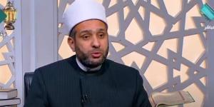 هل يجوز تخصيص بعض المال للبنات في حياة الأب؟ أمين الفتوى يحسم الجدل (فيديو)