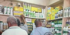 التحفظ
على
120
عبوة
مبيد
غير
مصرح
بتداولها
قبل
بيعها
بالفيوم