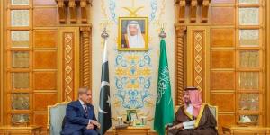 رئيس
      وزراء
      باكستان:
      اتفاقية
      مكة
      محطة
      مفصلية
      في
      التعاون
      الدفاعي
      مع
      المملكة
      وتركيا