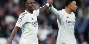 قبل التجديد مع ريال مدريد.. كشف تفاصيل رسالة سرية من فينيسيوس لأرسنال