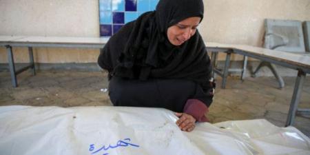 مركز حقوقي: الاحتلال يقتل امرأة فلسطينية كل ساعة في غزة