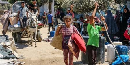 الاحتلال يصدر أوامر إخلاء للمواطنين في مناطق بحي الرمال الجنوبي بمدينة غزة