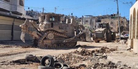 الاحتلال يواصل عدوانه على طولكرم ومخيميها لليوم الـ 118 على التوالي