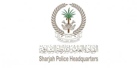 شرطة الشارقة تنجح في لمّ شمل فتاة بوالدها بعد فراق 35 عاماً