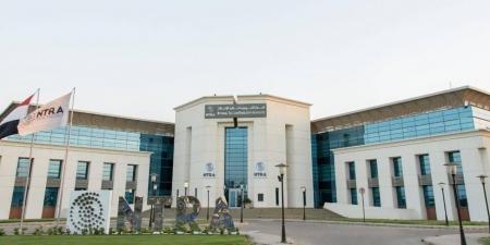 نفي إيقاف أجهزة المحمول المستوردة بمصر