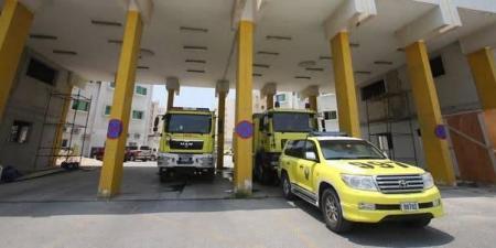 السيطرة على حريق مستودع في الصناعية الـ 5 بالشارقة