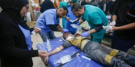 إصابات جراء إلقاء الاحتلال قنبلة على مدرسة في حي الدرج شرق غزة