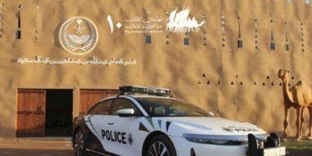 “أمن
      الطرق”
      يستعرض
      في
      مهرجان
      الملك
      عبدالعزيز
      للإبل
      التقنيات
      الحديثة
      لتعزيز
      السلامة