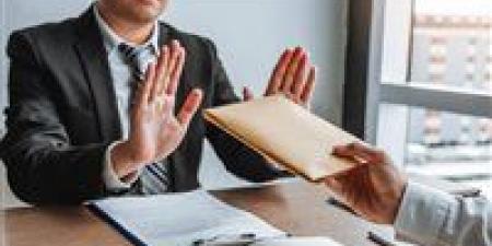 تعرف
      على
      عقوبة
      الرشوة
      والتأثير
      على
      إرادة
      الناخبين
      في
      القانون