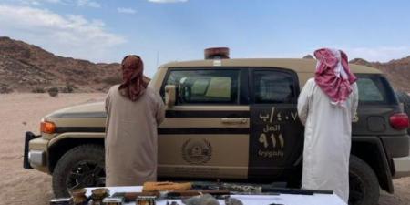 القبض
      على
      المواطنين
      /
      “مشعل
      عويضة
      المطيري
      وغنام
      بدر
      المطيري”
      لارتكابهما
      مخالفة
      الصيد
      دون
      ترخيص