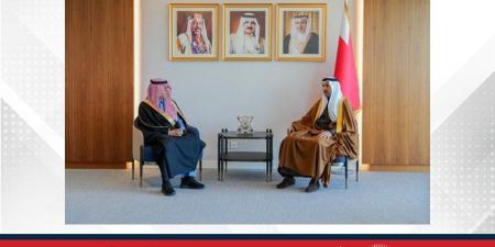 وزير
      المواصلات
      والاتصالات
      يعقد
      اجتماع
      عمل
      مع
      رئيس
      مجلس
      إدارة
      مجموعة
      الاتصالات
      السعودية
      "إس
      تي
      سي"،