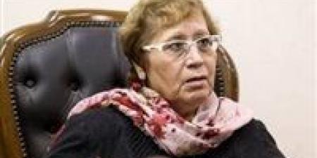 ليلى
      عبد
      المجيد
      لتحيا
      مصر:
      تصوير
      أحمد
      الفيشاوي
      في
      عزاء
      والدته
      ضد
      أخلاقيات
      المهنة
      وحرمة
      الموت