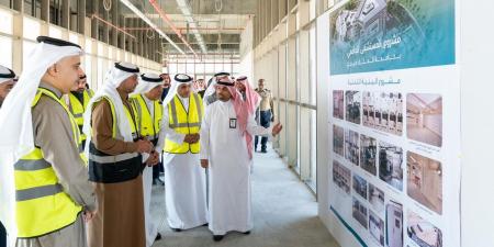 محافظ
      الأحساء
      يتفقّد
      مستشفى
      جامعة
      الملك
      فيصل
      التعليمي
      ويرأس
      اجتماع
      اللجنة
      العليا