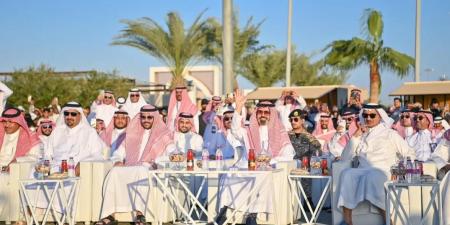 برعاية
      أمير
      منطقة
      جازان..
      مهرجان
      جازان
      2026
      يستهل
      مشواره
      بانطلاقة
      كرنفالية
      كبرى