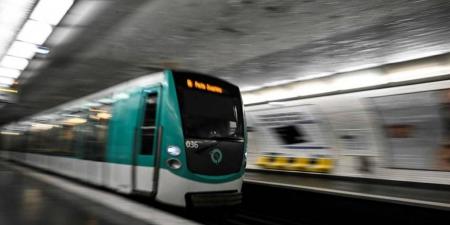 نقل المشتبه بتنفيذه حادث الطعن في مترو باريس إلى مستشفى للامراض النفسية