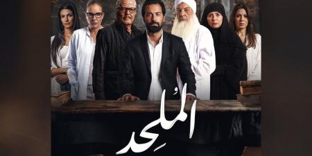 سبب الهجوم على فيلم الملحد لـ إبراهيم عيسى.. وهل تم تعديله قبل العرض؟