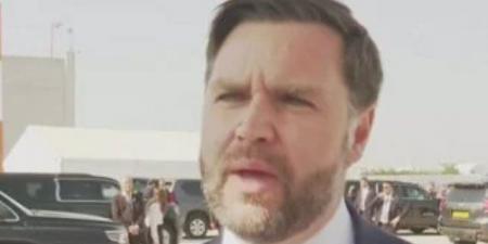 فانس: أوروبا «النووية» تخضع خلال 15 عاما لزعماء مقربين من «الإسلام السياسى»