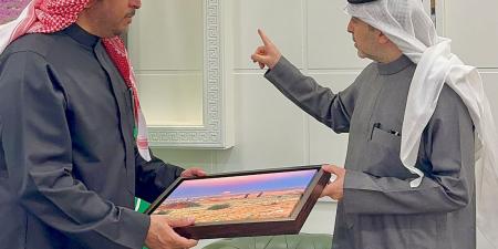 مدير عام فرع وزارة البيئة بالحدود الشمالية يزور أمانة المنطقة