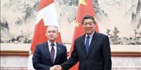 «تقارب جديد».. الصين وكندا تتفقان على عقد حوار اقتصادي ومالي في 2026