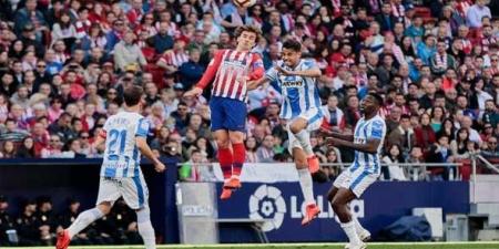 أتلتيكو مدريد يعبر برشلونة 2-0 ويضع قدما بنصف نهائى دورى الأبطال