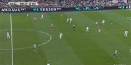 الريال
ضد
غيرونا..
انطلاق
الشوط
الثاني
من
مباراة
ريال
مدريد
وجيرونا
في
الدوري
الإسباني