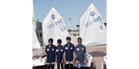 «أبوظبي للشراع الحديث» يعسكر في سنغافورة