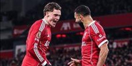 ليفربول
      ضد
      فولهام..
      عودة
      محمد
      صلاح
      لتشكيل
      ليفربول
      الرسمي
      لمواجهة
      فولهام
      في
      الدوري
      الإنجليزي
      الممتاز