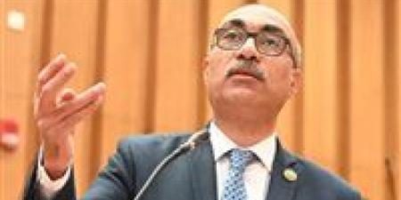 النائب إيهاب منصور يتقدم بطلب إحاطة بشأن تعارض مواعيد الامتحانات والدراسة مع الاعياد