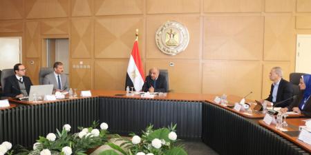 الكهرباء:
توفير
3.5
مليون
متر
مكعب
وقود
بالاسبوع
الأول
وتحسن
كفاءة
التشغيل
حقق
وفرًا
2.1
بالمئة
بمارس