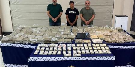 البحرين تُحبط تهريب أكثر من 100 كجم من المخدرات قادمة من إيران وتضبط 3 متهمين