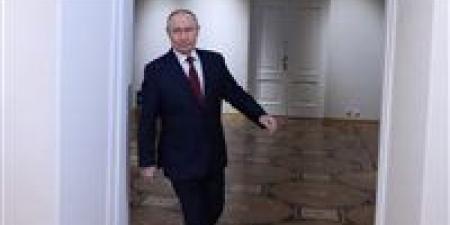 «مبادرة
روسية»..
بوتين
يطرح
الوساطة
لتسوية
حرب
الشرق
الأوسط