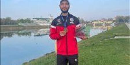 محمد
علاء
قوطة
يفوز
بالميدالية
الذهبية
في
بطولة
كرواتيا
المفتوحة
للتجديف