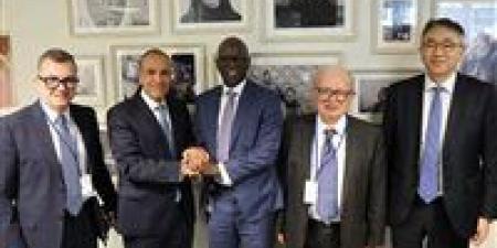 وزير
التخطيط:
الاقتصاد
المصري
أظهر
صلابة
في
ظل
التوترات
الجيوسياسية
في
المنطقة