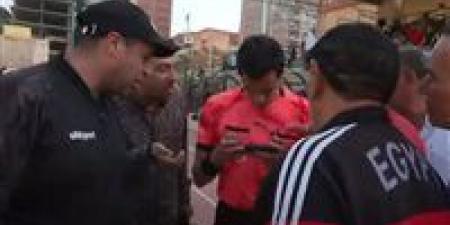 أزمات
      التحكيم
      تضرب
      دوري
      المحترفين..
      قرار
      متضارب
      من
      الحكم
      عبدالعزيز
      السيد
      يؤدي
      إلي
      ازمة
      في
      لقاء
      طنطا
      ووي