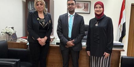 تعاون
      بين
      النائبة
      أميرة
      فؤاد
      والأمانة
      العامة
      للصحة
      النفسية
      لتعزيز
      خدمات
      الدعم
      النفسي
      والوقاية
      المجتمعية