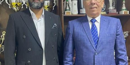 الدهراوي
      والرعيض
      يتفقدان
      دورة
      المدربين
      ببطولة
      شمال
      إفريقيا
      للكاراتيه