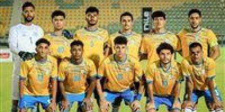 محمد
      رائف:
      الإسماعيلي
      يهدد
      بالانسحاب
      ويطالب
      بالتحقيق
      في
      أخطاء
      التحكيم