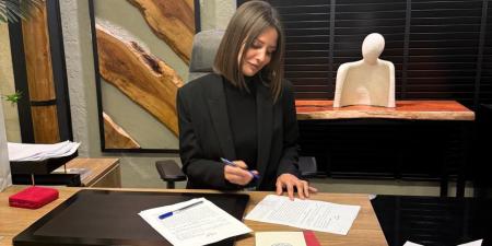 من
12
حلقة..
إيمان
العاصي
على
أحد
المنصات
الالكترونية
بـ
مسلسل
انفصال