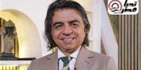 جمال
      شعبان
      يطالب
      بمبادرة
      لدعم
      نفسي
      شامل
      للمواطنين