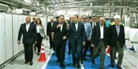 رئيس
      الوزراء
      يشهد
      احتفالية
      افتتاح
      مصنع
      شركة
      سيناء
      الوطنية
      للصناعات
      البلاستيكية